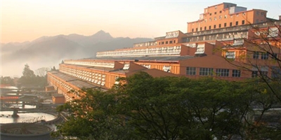 河(hé)池市華(huá)錫集團(tuán)